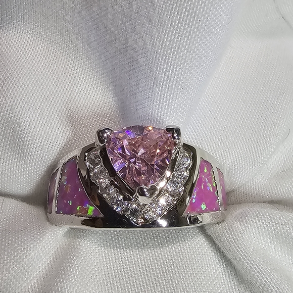 Gorgeous Pink CZ/Fire Opal Ring size 8 - Picture 12 of 15